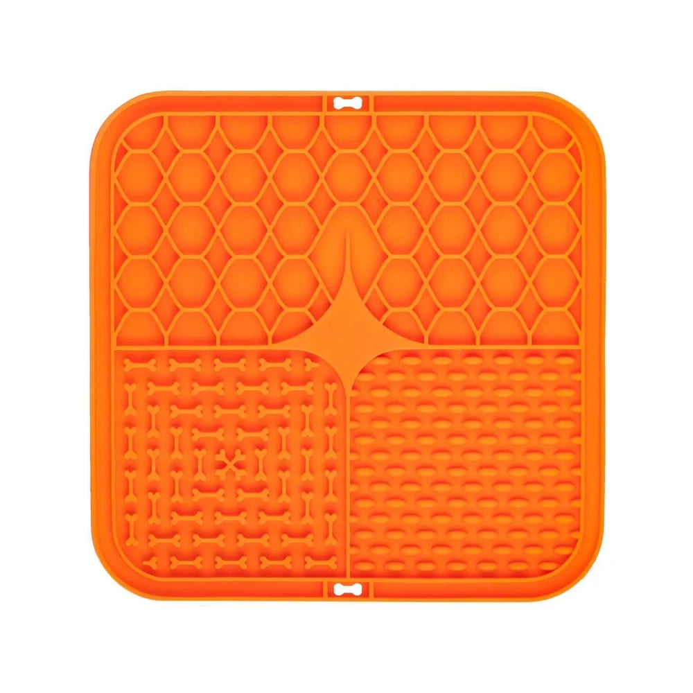 Silicone Dog Lick Mat – Slow Feeder Plate with Strong Suction for Training, Bath Time Distraction & Healthy Mealtimes