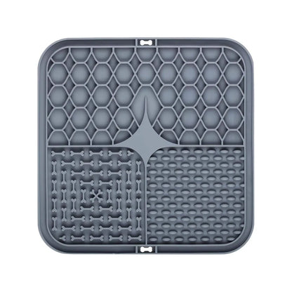 Silicone Dog Lick Mat – Slow Feeder Plate with Strong Suction for Training, Bath Time Distraction & Healthy Mealtimes