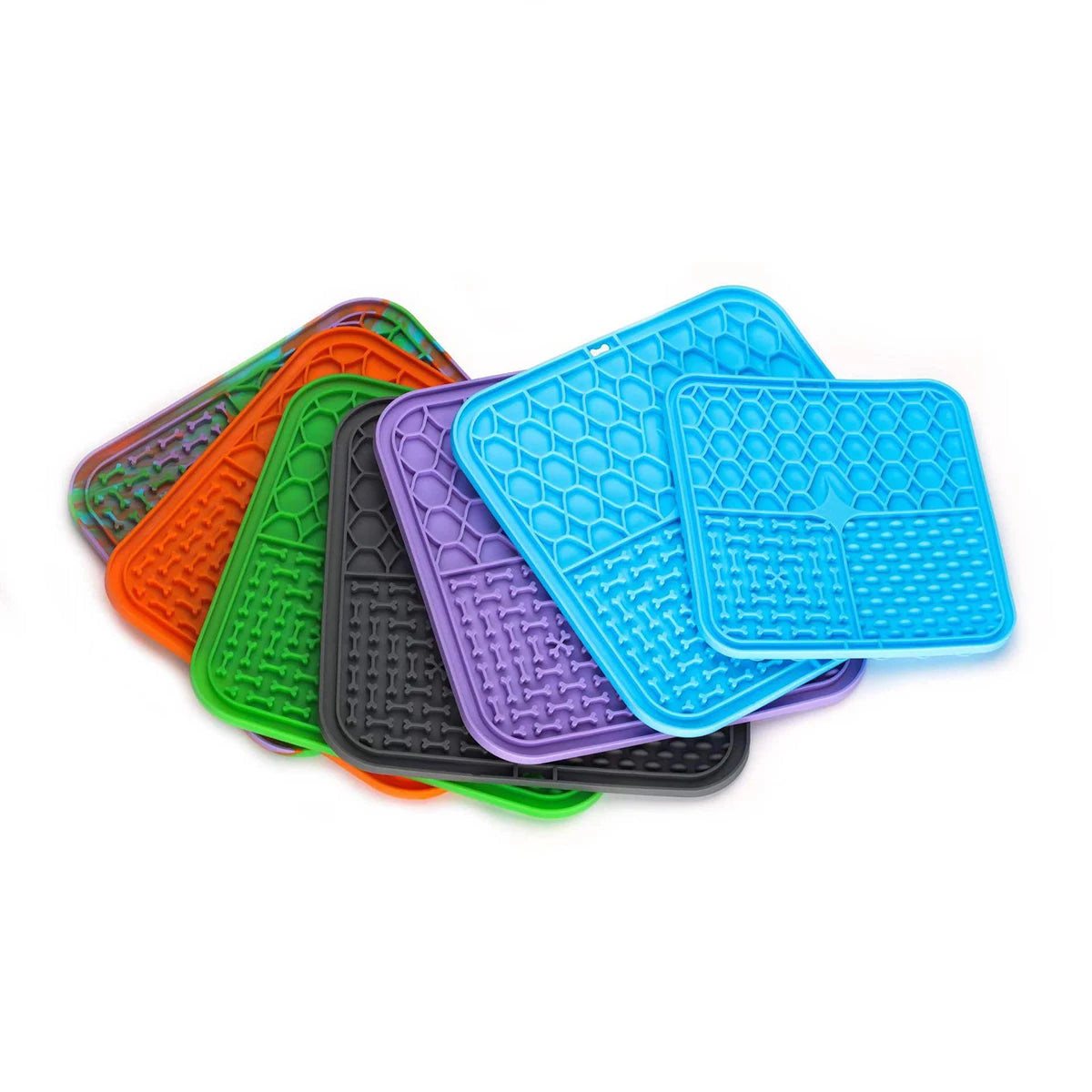 Silicone Dog Lick Mat – Slow Feeder Plate with Strong Suction for Training, Bath Time Distraction & Healthy Mealtimes